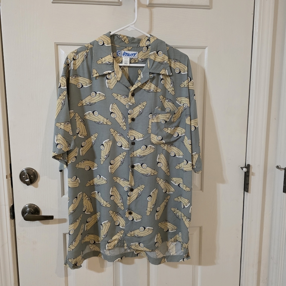 Utility Vintage Green/Gray/sage Shirt with Car Print